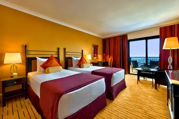 Corinthia St George's Bay - Chambres