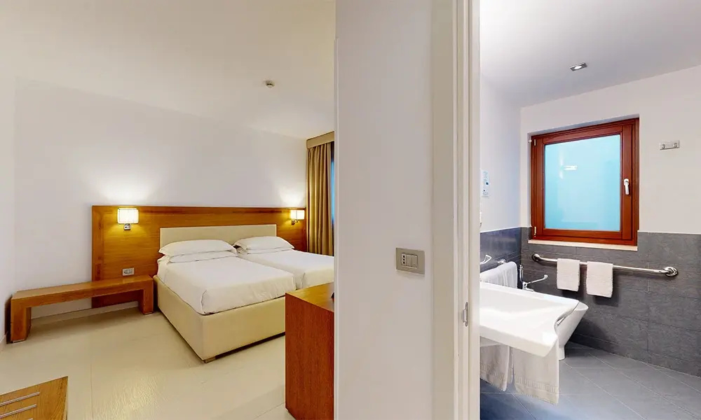 Accessible Double room (twin beds)