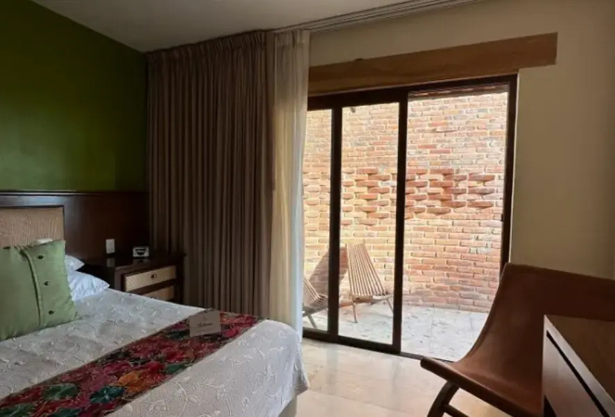 No. 3 Double Suite (full double bed)