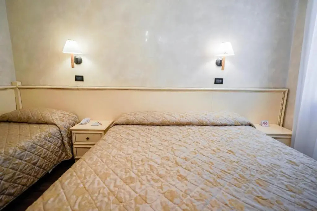 Carlton Capri Hotel - Chambres