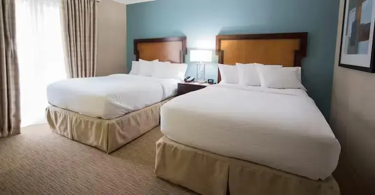 Embassy Suites by Hilton Memphis East Germantown Area - Chambres