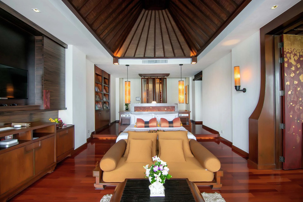 Двухместная вилла Grand двуспальная кровать в Marina Phuket Resort
