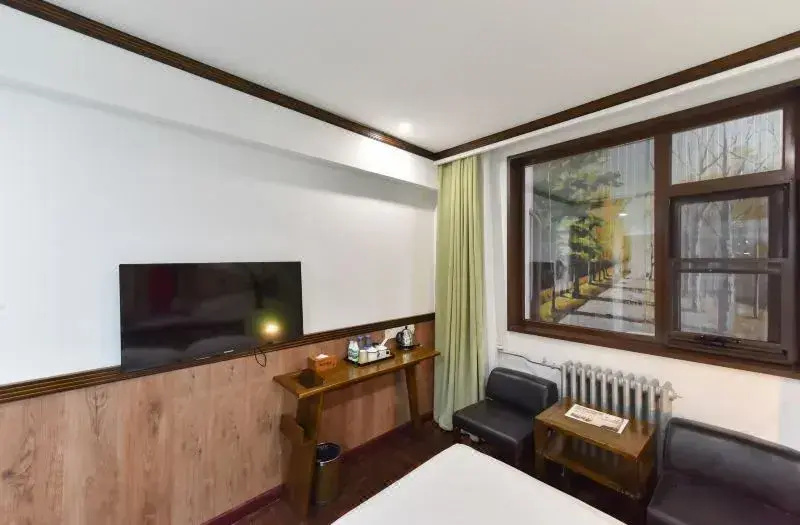 Time Selected Double room (full double bed)