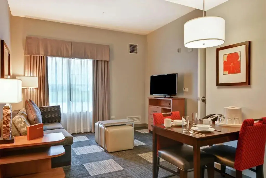 Homewood Suites by Hilton TechRidge Parmer @ I-35 - Chambres