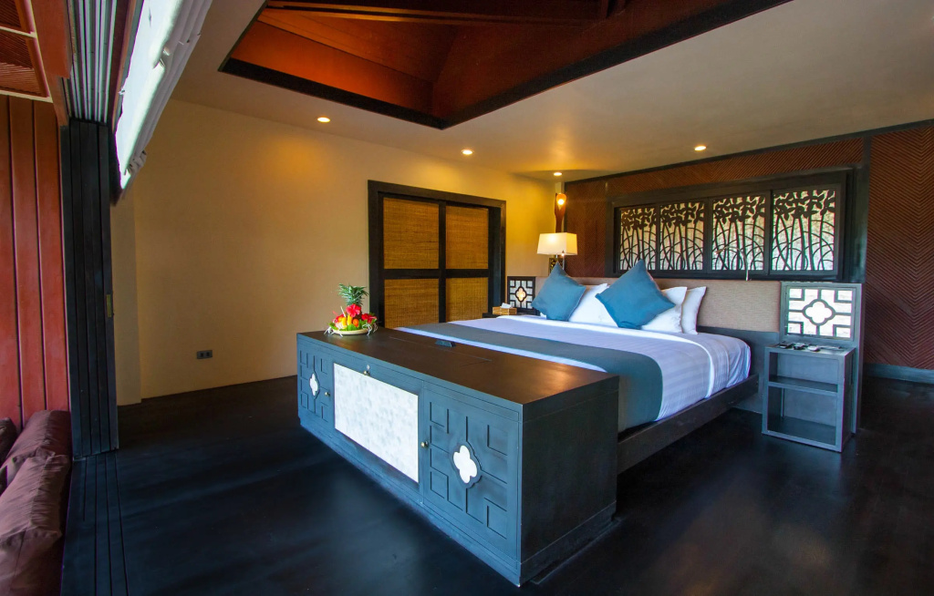 Bay View Cauayan Pool Villa