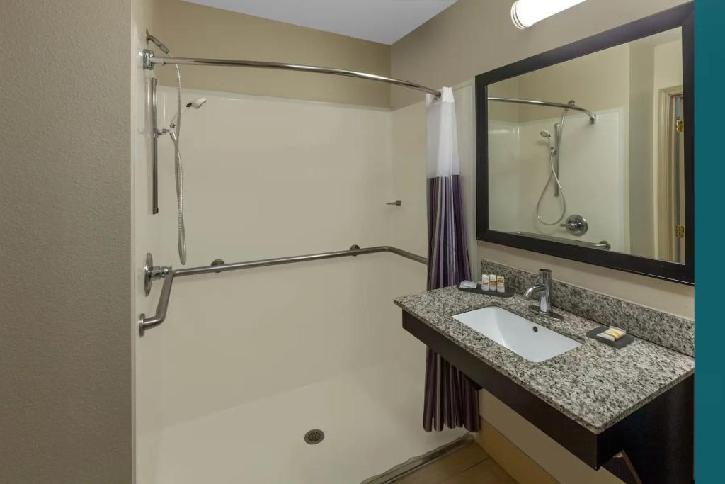 La Quinta Inn & Suites by Wyndham Midland North - Chambres