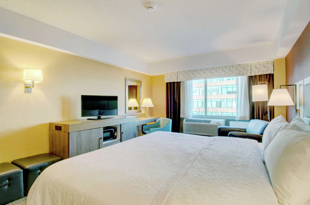 Hampton Inn & Suites Boston Crosstown Center - Chambres