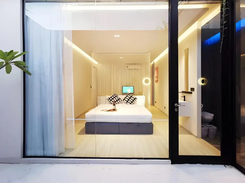 Standard Double room (full double bed)