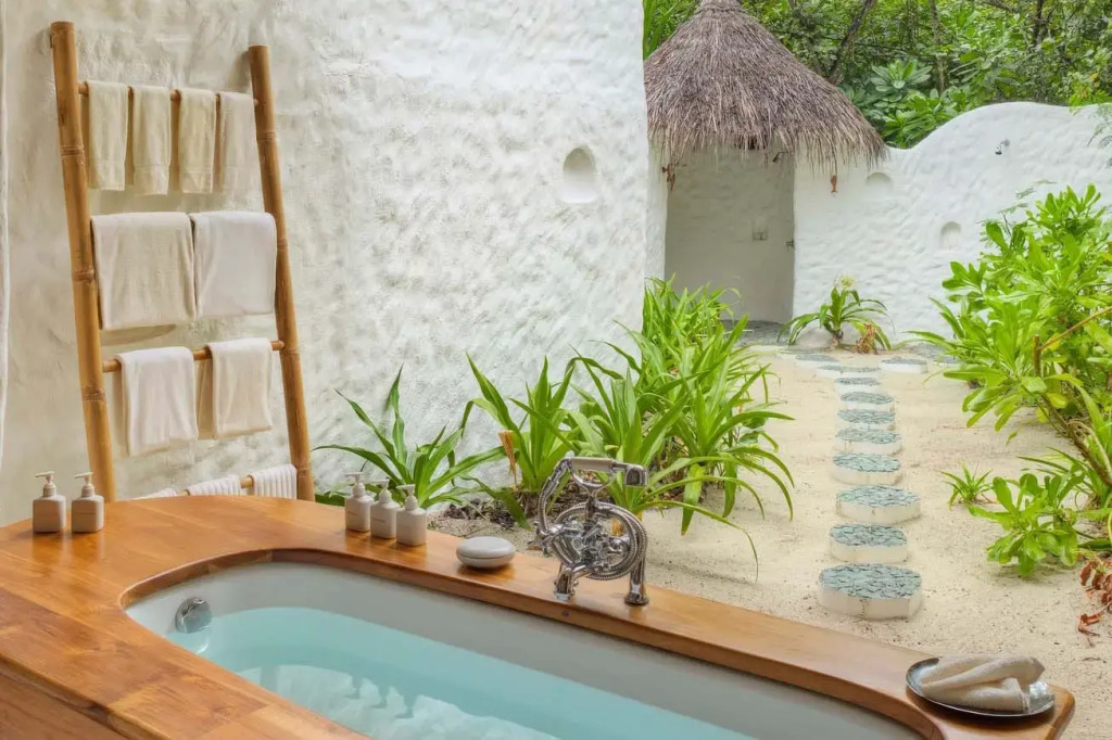 With Pool Crusoe с 2 комнатами в Soneva Fushi