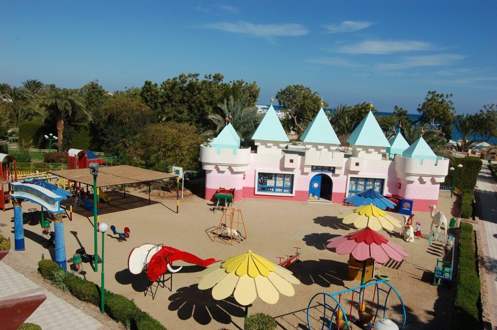 Menaville 4 Сафага