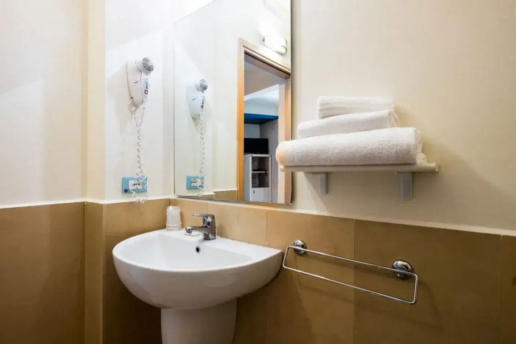 Canado Family Hotel - Chambres