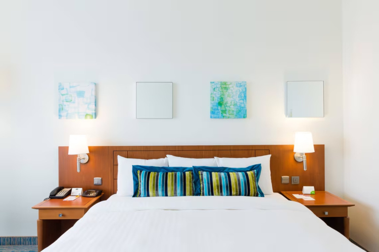 1 Bedroom Double Suite with garden view (full double bed)