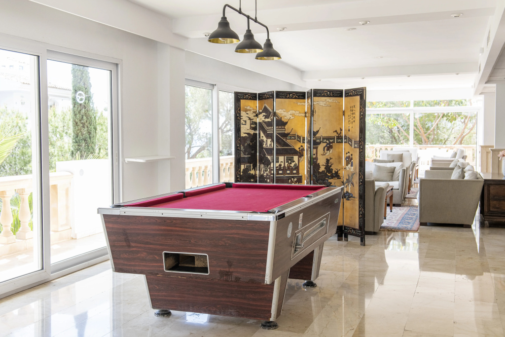 Lobby & Reception