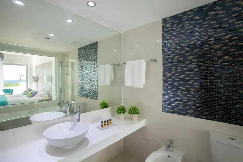 King Evelthon Beach Hotel & Resort - Chambres