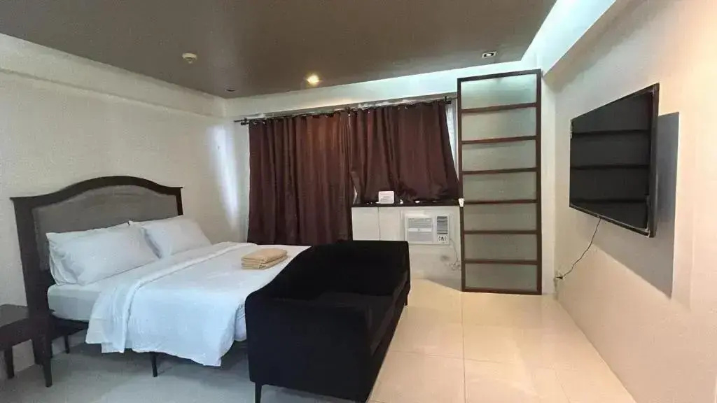 Double Studio (full double bed)