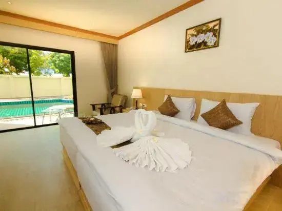 Superior Double room (full double bed)