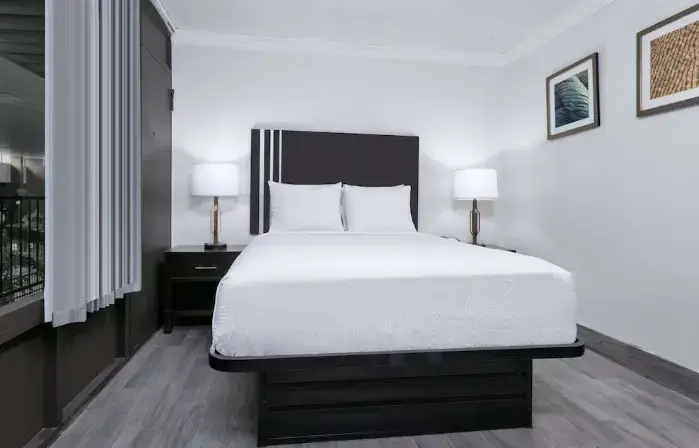 Interior Quadruple Suite with pool view