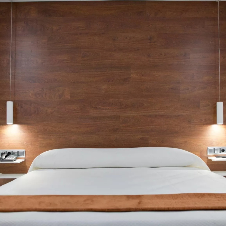 Double room with view (full double bed)