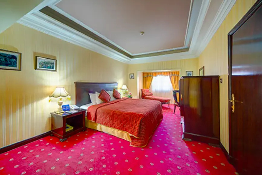 Ascot Hotel
