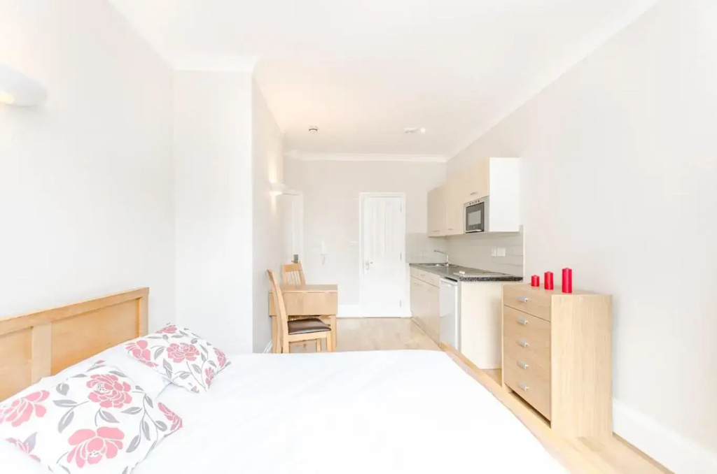 Double Studio full double bed