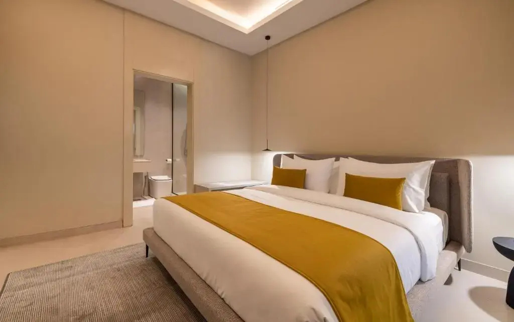 Double Junior Suite (full double bed)