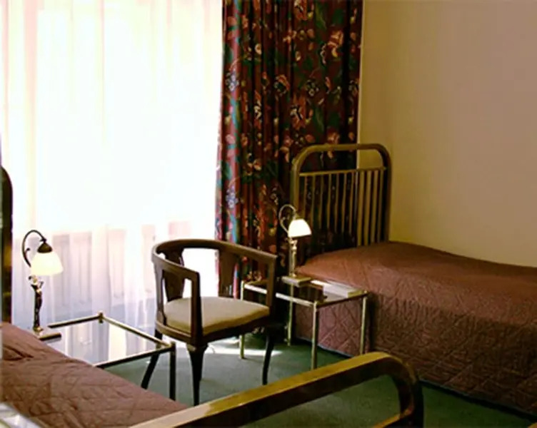 Hotel Olympic by null