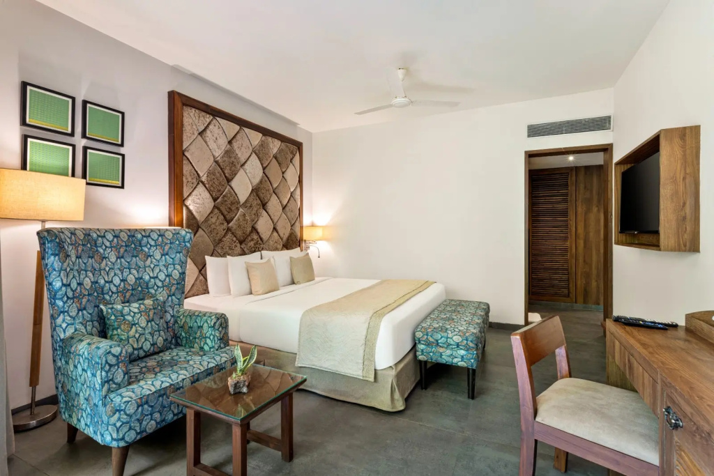Superior Double room (full double bed)