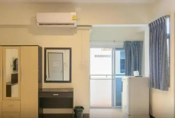 Четырёхместный номер Семейный в B9 Airport Resident