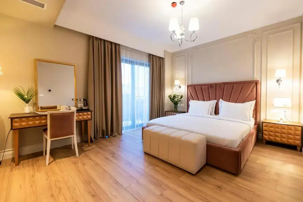 Deluxe Family room