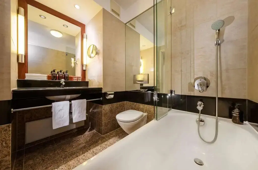 Hotel Nassauer Hof - Chambres