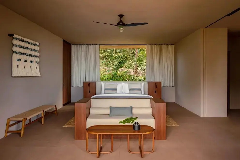 4 Bedrooms No. 02 Private Home