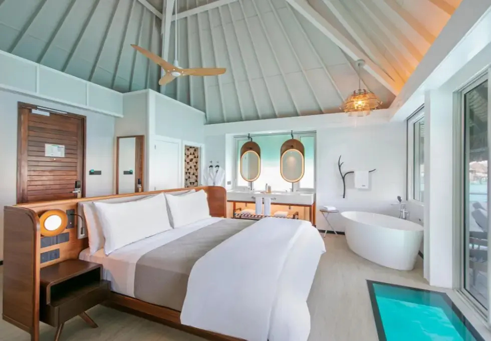 Otemanu View Overwater Double Bungalow (full double bed)