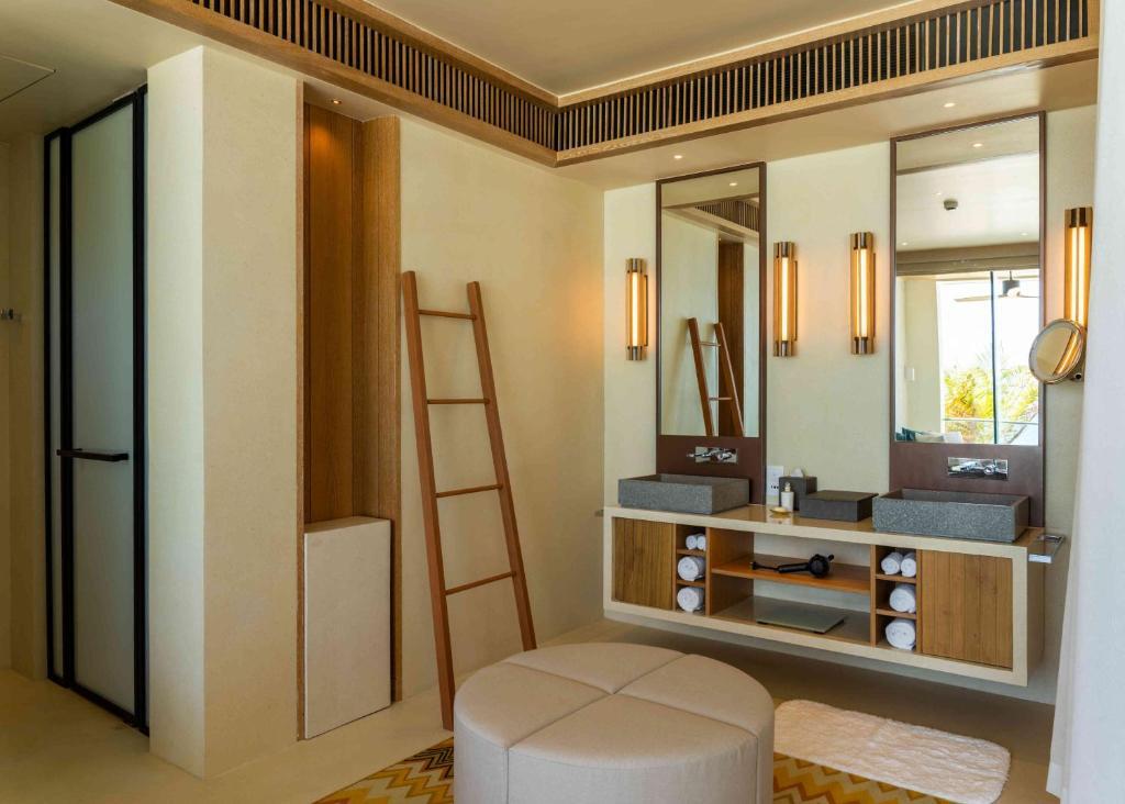 Kuda Villingili Resort Maldives