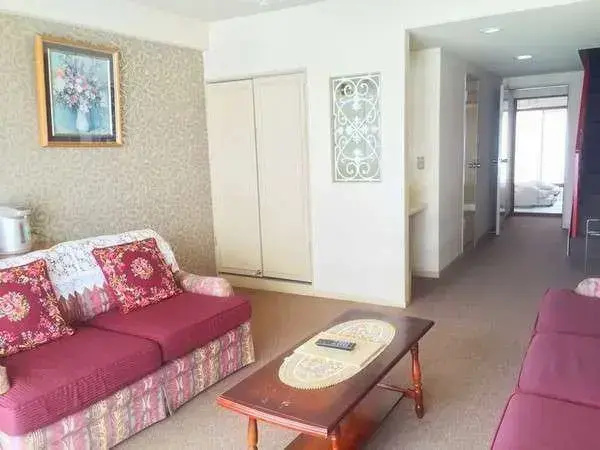 RA-type Lobby + Japanese Style Area room
