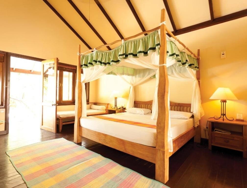 Filitheyo Island Resort