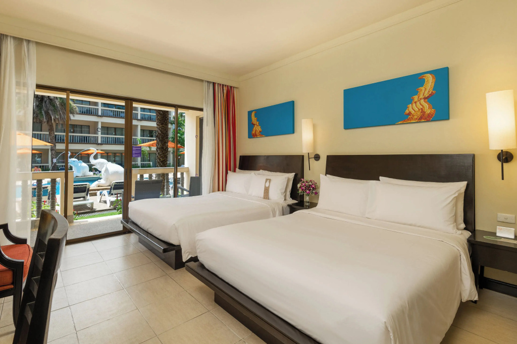 Deluxe Pool Access Double room (twin beds)