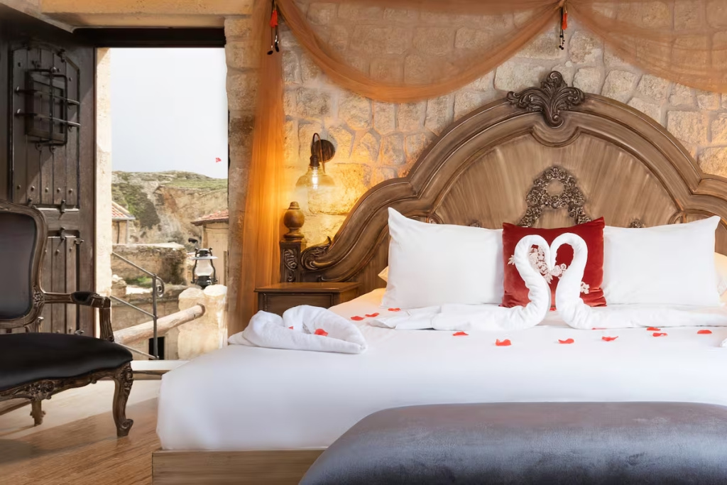Standard (Simal Yildizi) Double room (full double bed)