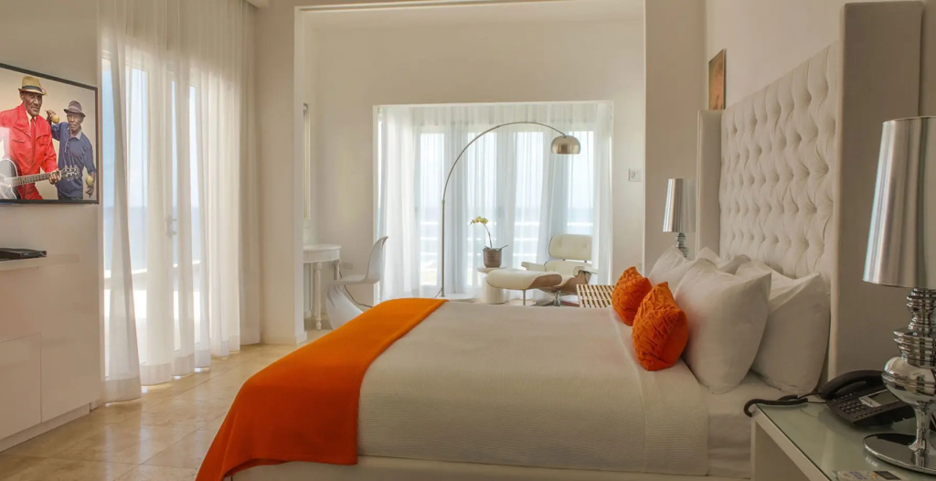2 Bedrooms Combo Quadruple Villa