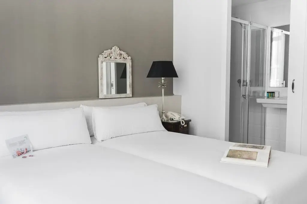 Meson Castilla Atiram Hotel - Chambres