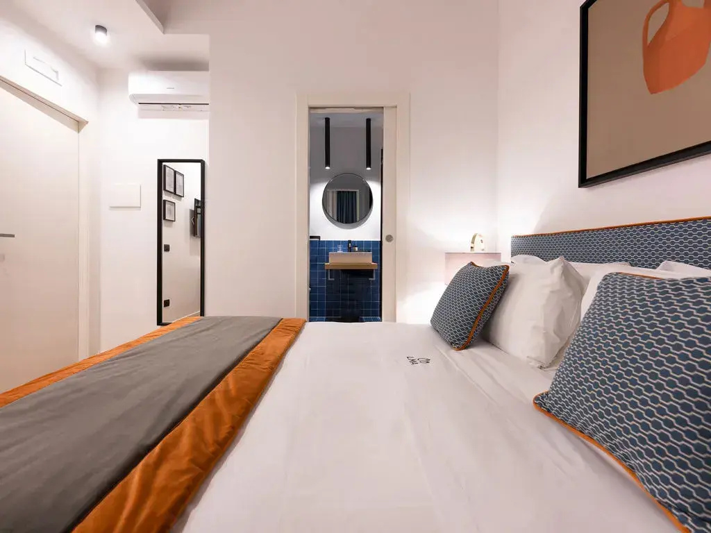 Classic with window Double room (full double bed)