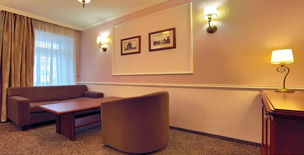 Lobby & Reception