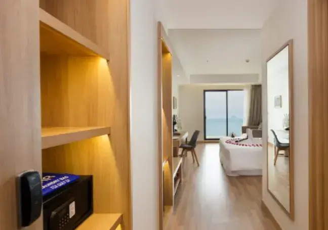 Двухместный номер Nagar с видом на океан двуспальная кровать в Nagar Hotel Nha Trang