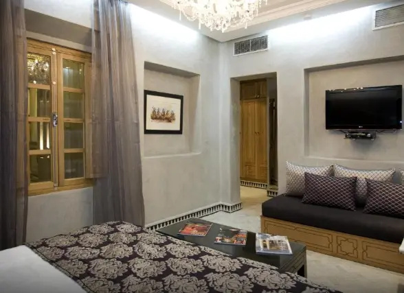 Fedka Double Suite (full double bed)