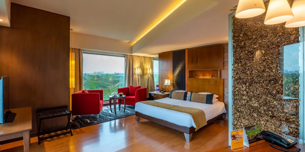 Double Suite (full double bed)