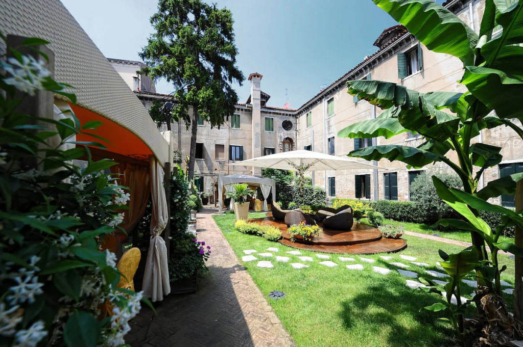 Hotel photo 28
