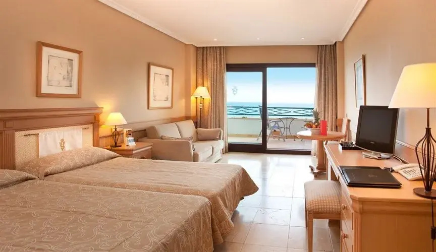 Superior Double room (twin beds)