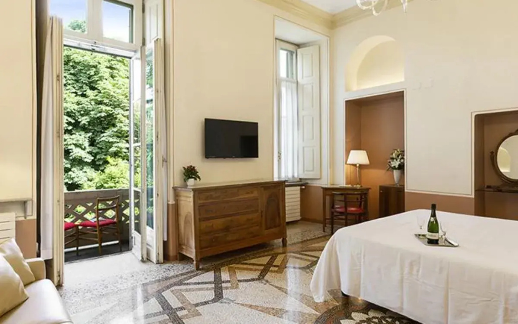 Hotel Roma E Rocca Cavour - Chambres