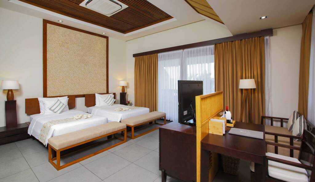 The Cliff Resort & Residences