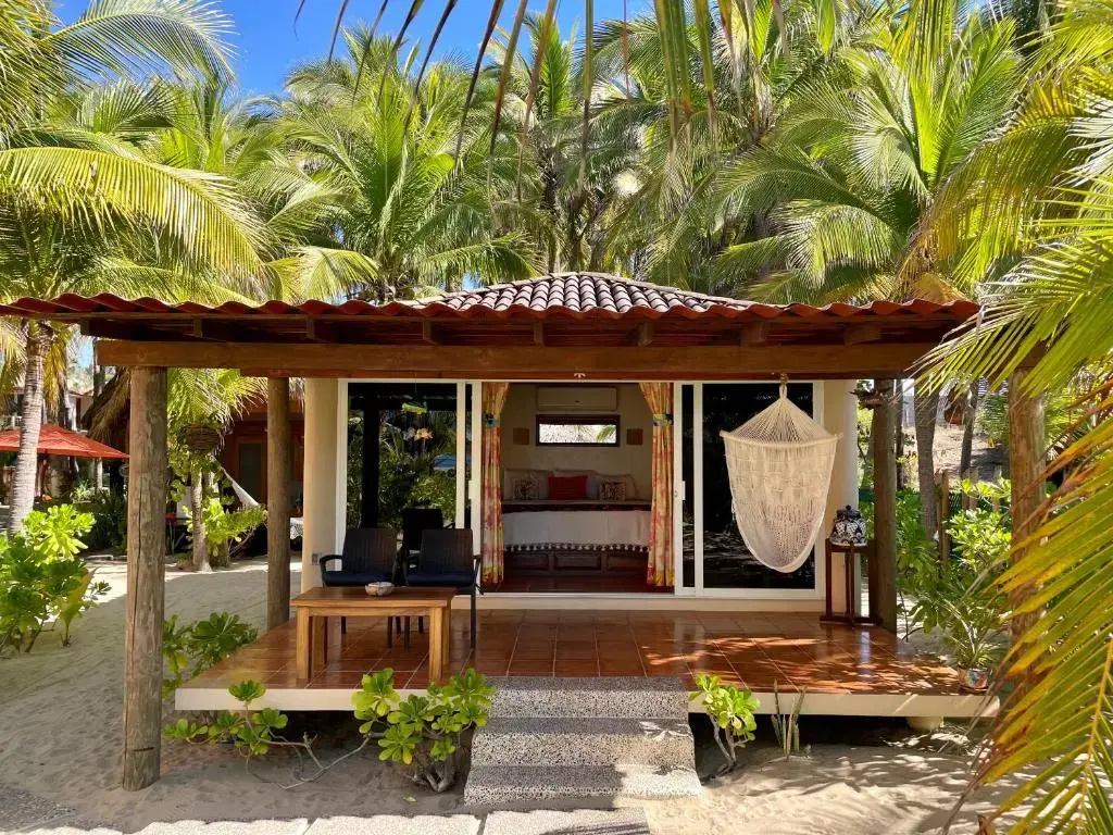 3 Bungalow