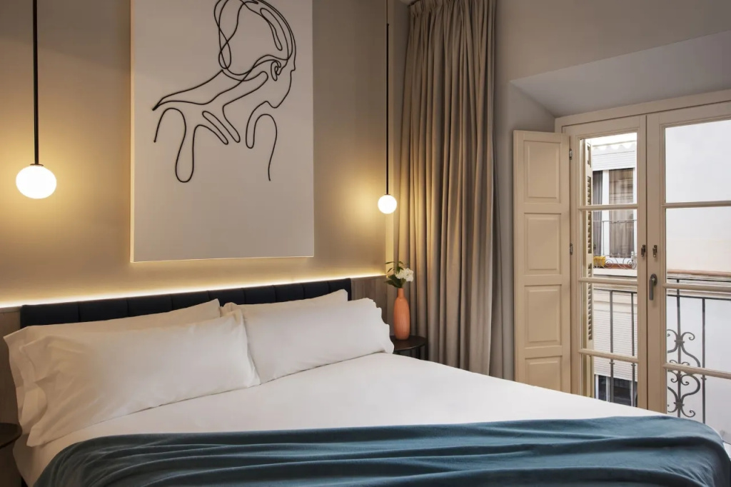 Deluxe Double Studio (full double bed)